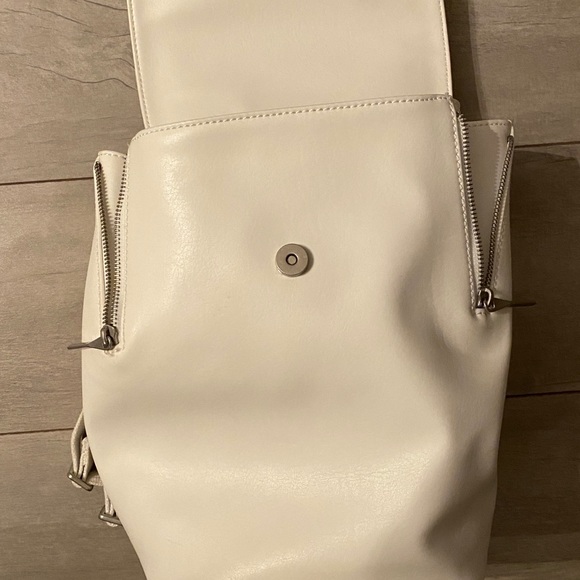 Matt & Nat backpack - Picture 6 of 7